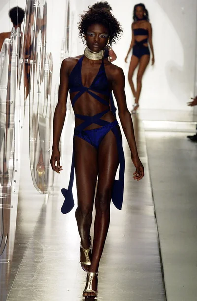 Look 3